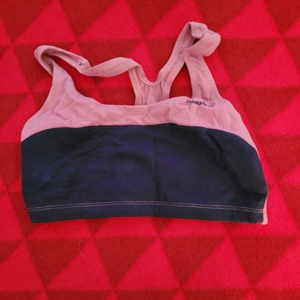 Hanes Sport bra sample style G372 -34 fits A or B